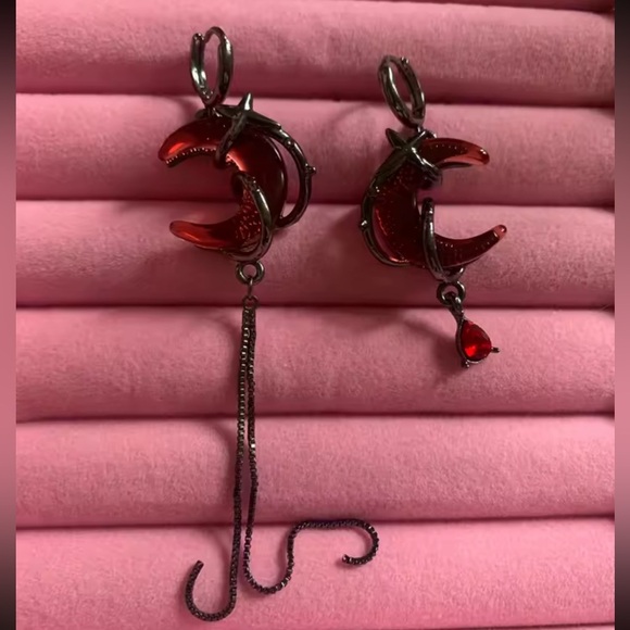 Gothic Red Blood Moon Earrings - Picture 11 of 16